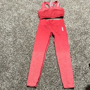 Red Adapt Ombre Seamless set